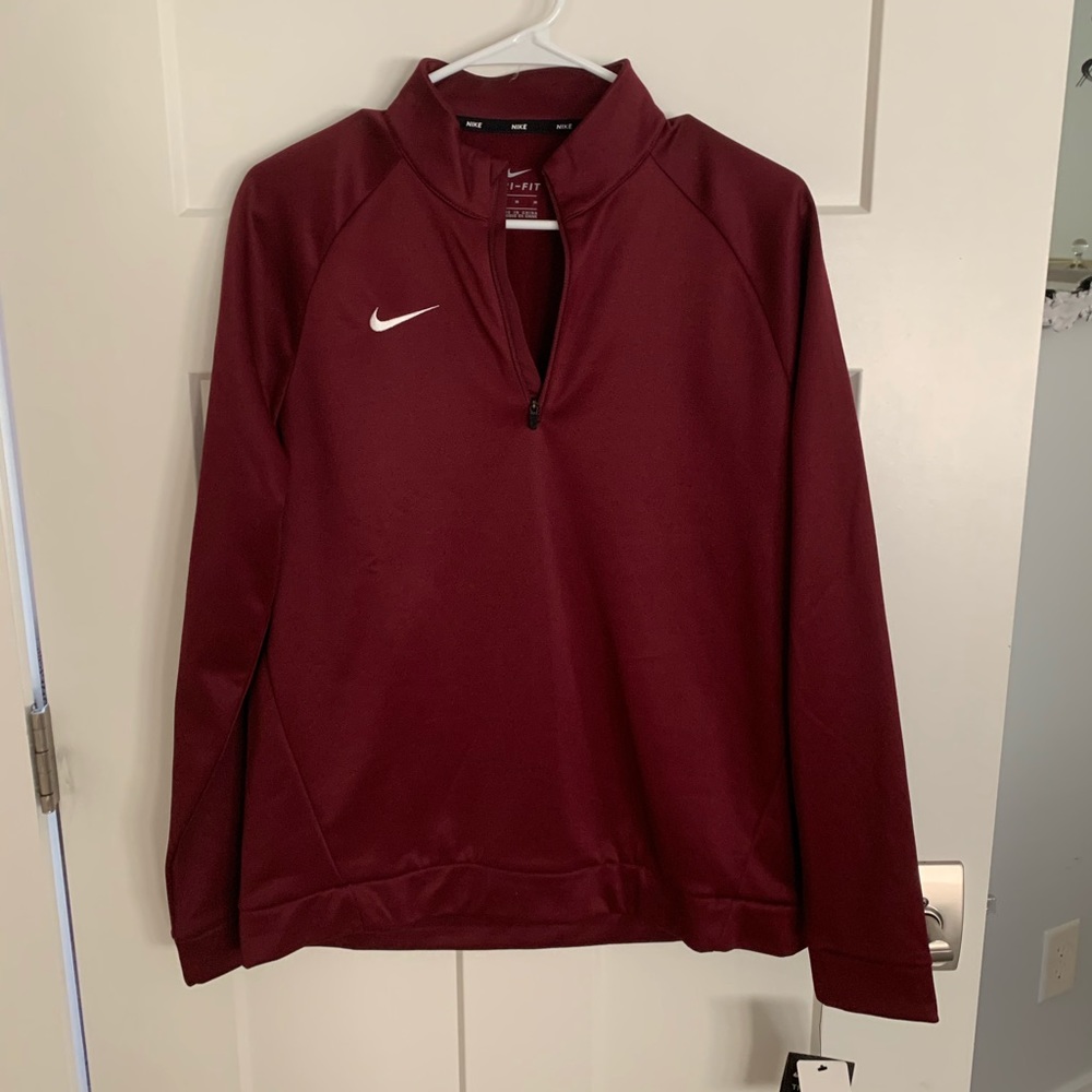 BRAND NEW women’s Nike quarter zip